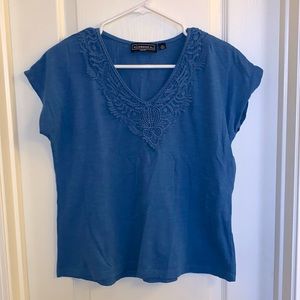 Lace v-neck Shirt